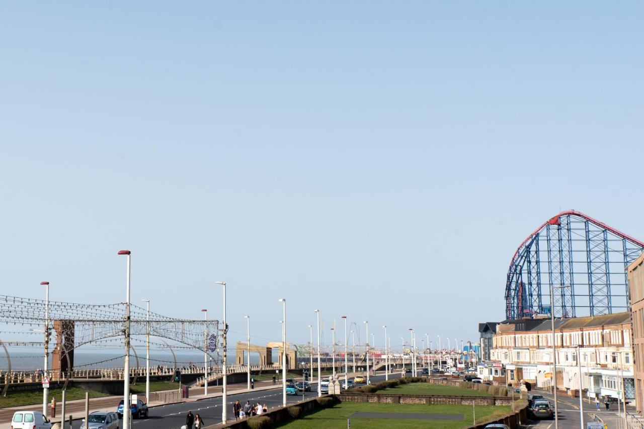 The Headlands Blackpool Exterior foto